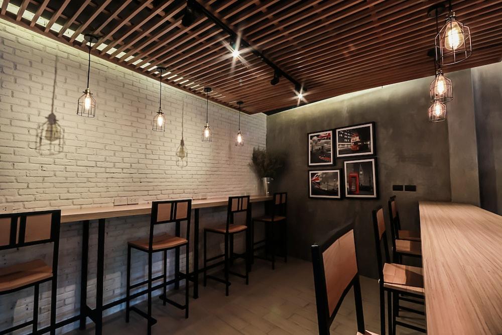 Get Zleep Premium Budget Hotel Chiang Mai Exterior foto
